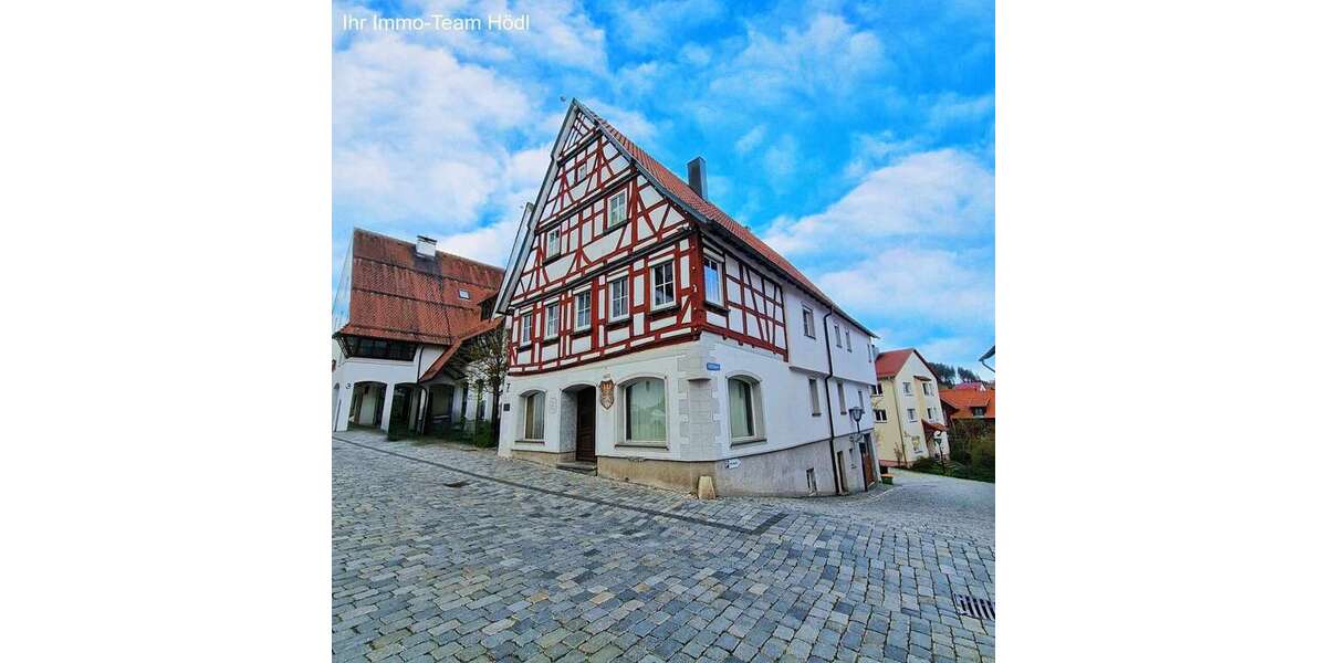 Einfamilienhaus Trochtelfingen - 5 Zimmer, 138 m&sup2;, 235.000&euro; | Angebot:24972196