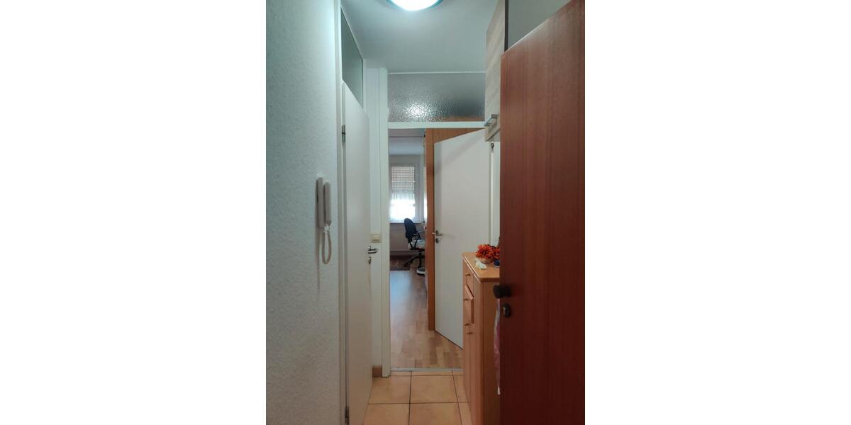Etagenwohnung Neuffen - 1.5 Zimmer, 35 m&sup2;, 125.000&euro; | Angebot:27223239