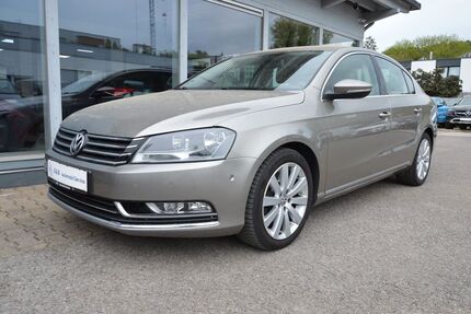 VW Passat 114.861 km 11.990 &euro; Herrenberg bei Stuttgart 71083