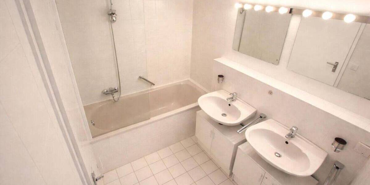 Etagenwohnung Reutlingen Südstadt - 3 Zimmer, 93 m&sup2;, 380.000&euro; | Angebot:25986614