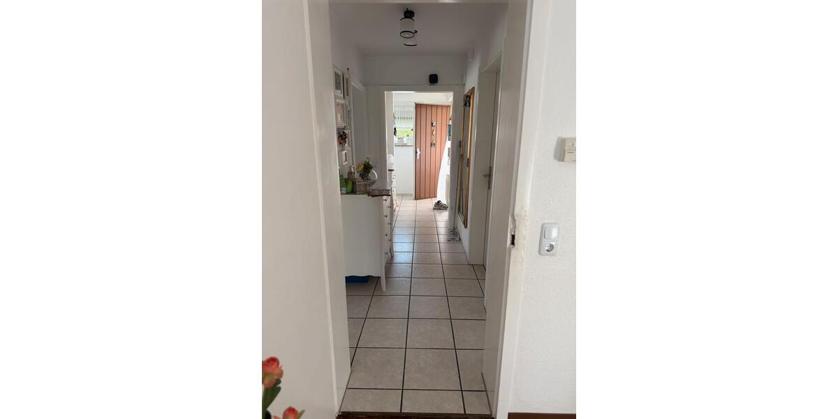 Etagenwohnung Nürtingen - 4 Zimmer, 84 m&sup2;, 360.000&euro; | Angebot:27168908