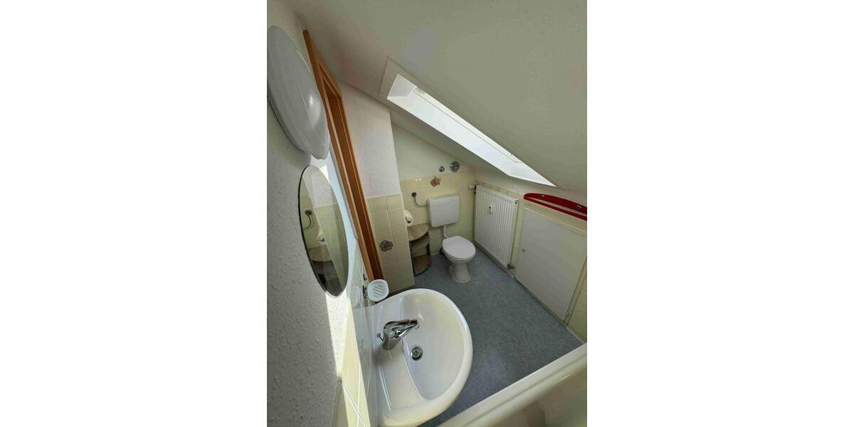 Etagenwohnung Bad Urach - 4.5 Zimmer, 126 m&sup2;, 307.000&euro; | Angebot:27206834