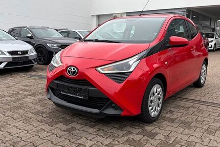 Toyota Aygo (X) 67.670 km 8.995 &euro; Stuttgart 70597
