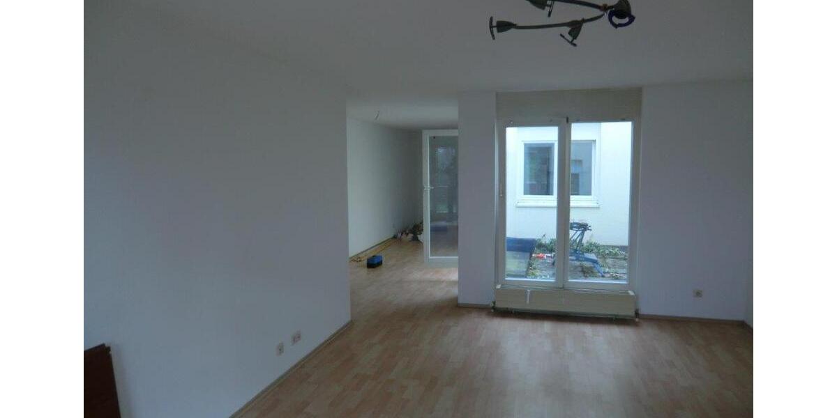 Erdgeschoßwohnung Herrenberg - 2.5 Zimmer, 71 m&sup2;, 990&euro; | Angebot:26019807