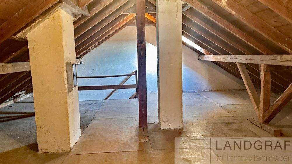 Doppelhaushälfte Herrenberg - 7 Zimmer, 146 m&sup2;, 589.000&euro; | Angebot:25684510