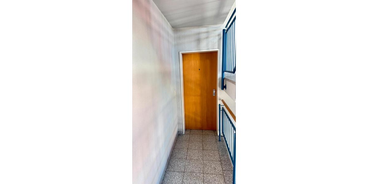 Etagenwohnung Nürtingen - 3.5 Zimmer, 72 m&sup2;, 900&euro; | Angebot:26681920