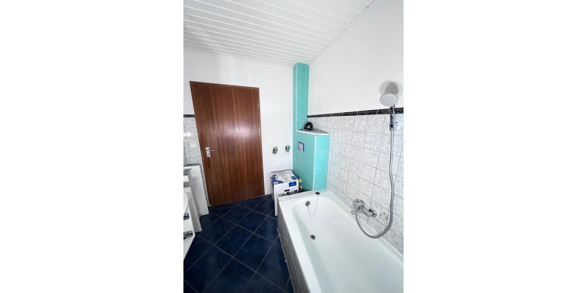 Dachgeschoßwohnung Rangendingen - 3 Zimmer, 79 m&sup2;, 890&euro; | Angebot:25982361