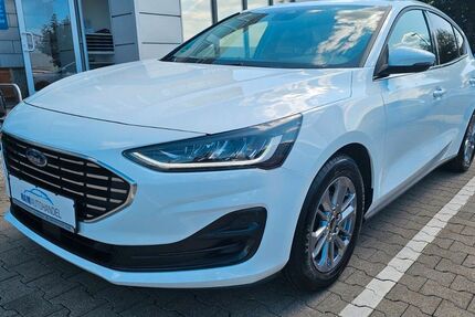 Ford Focus 49.990 km 15.500 &euro; Reutlingen 72766