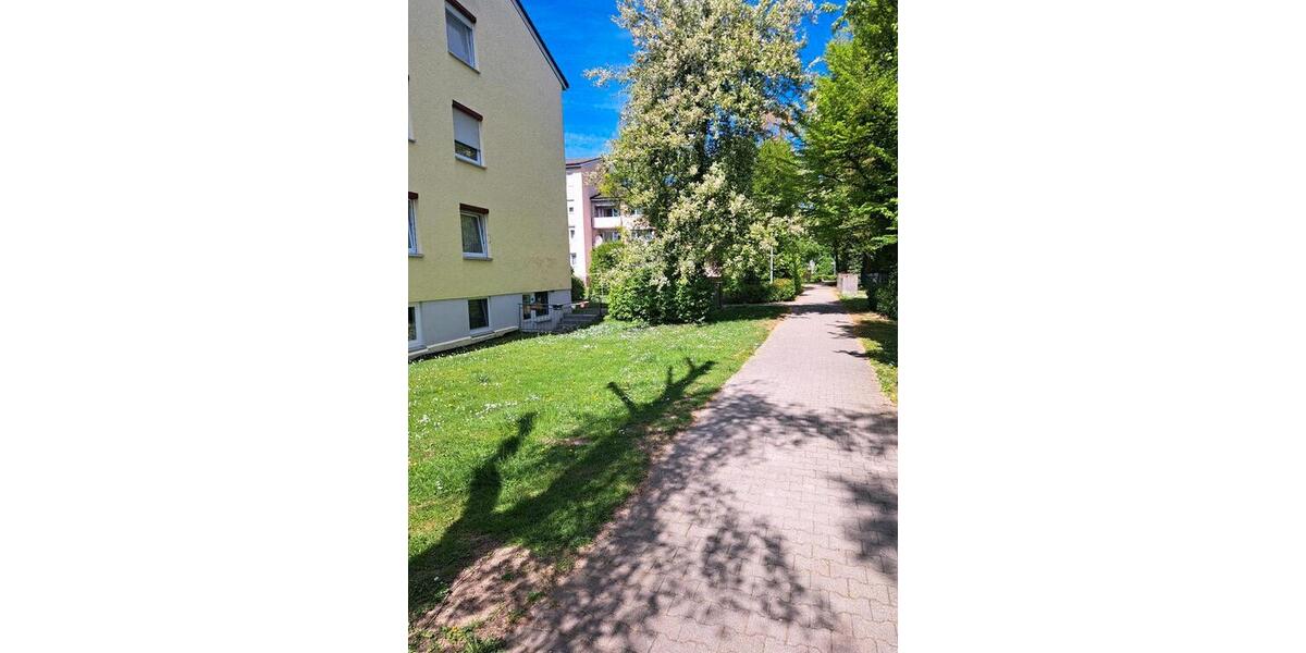 Erdgeschoßwohnung Herrenberg - 5 Zimmer, 89 m&sup2;, 1.400&euro; | Angebot:26451717