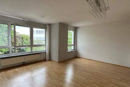 Wohnung Stuttgart Bad Cannstatt - 2 Zimmer, 49 m&sup2;, 217.000&euro; | Angebot:25701226