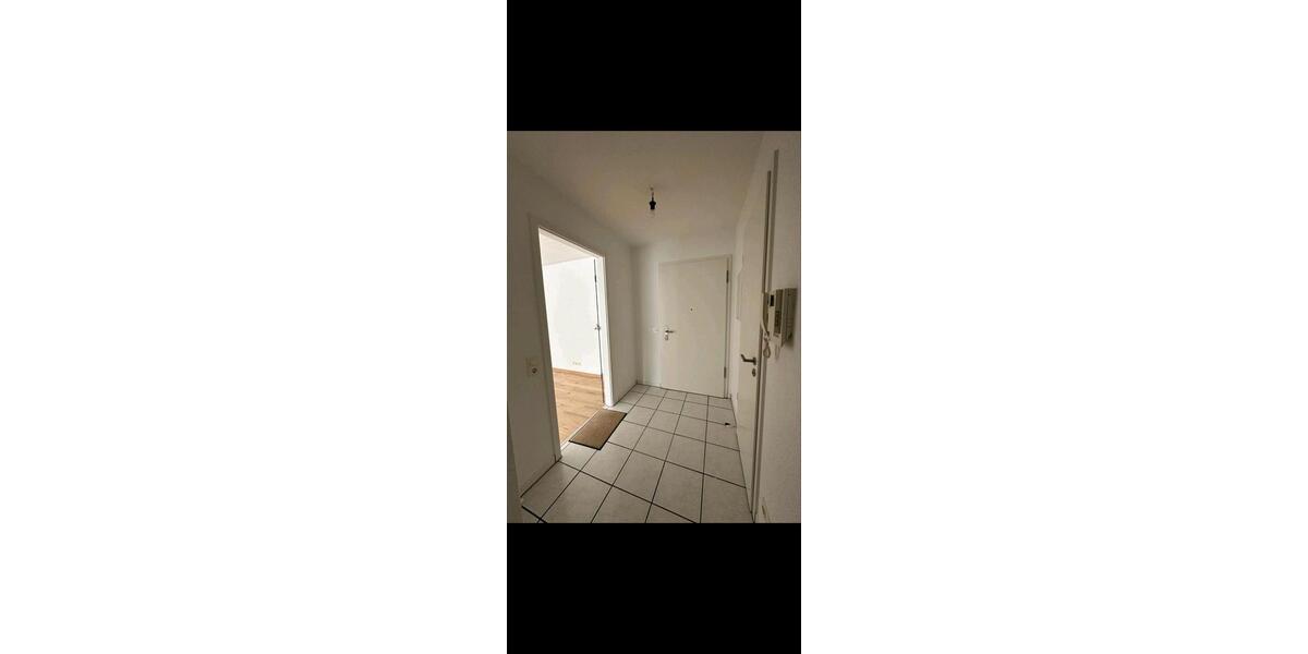 Erdgeschoßwohnung Sonnenbühl - 2.5 Zimmer, 65 m&sup2;, 975&euro; | Angebot:25860230