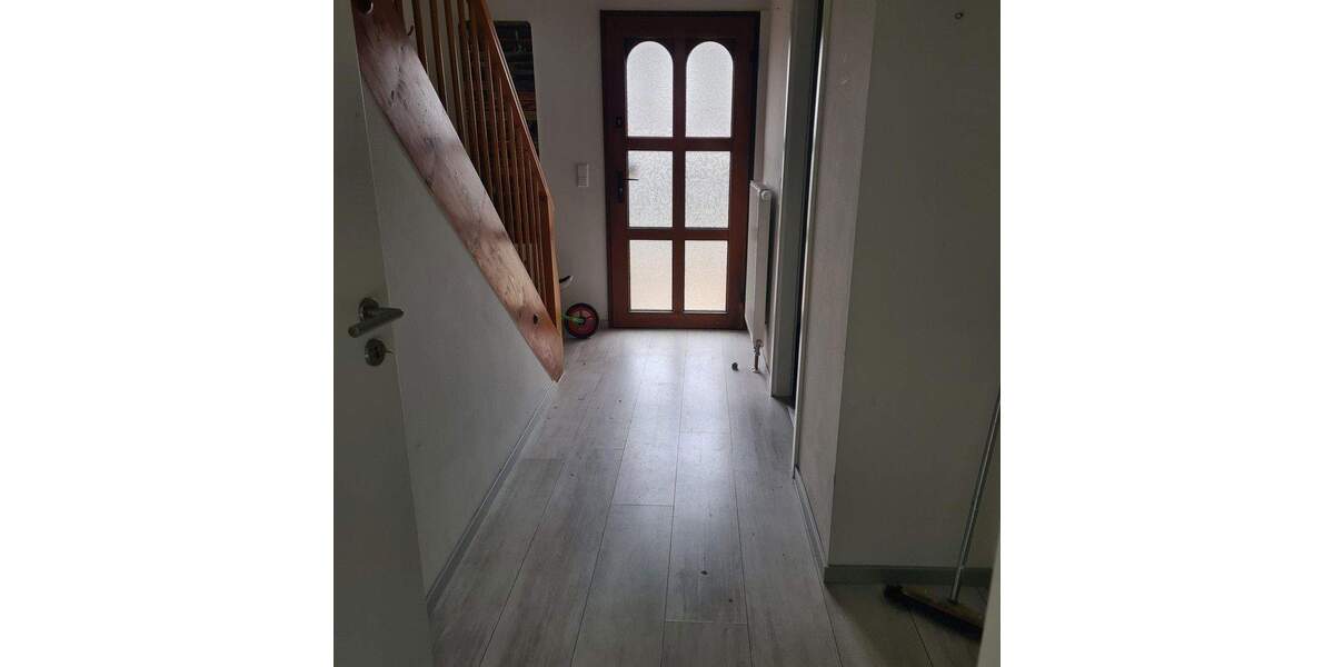 Reihenmittelhaus Pfullingen - 4 Zimmer, 90 m&sup2;, 385.000&euro; | Angebot:25718851