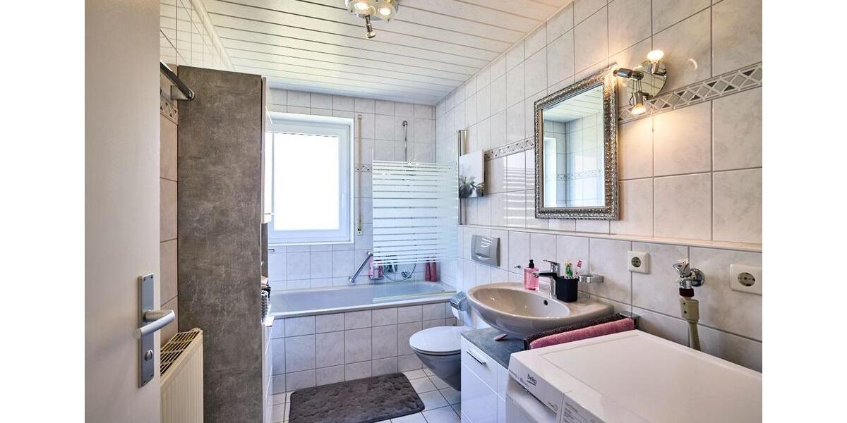 Etagenwohnung Gomaringen - 2 Zimmer, 44 m&sup2;, 912&euro; | Angebot:25055319