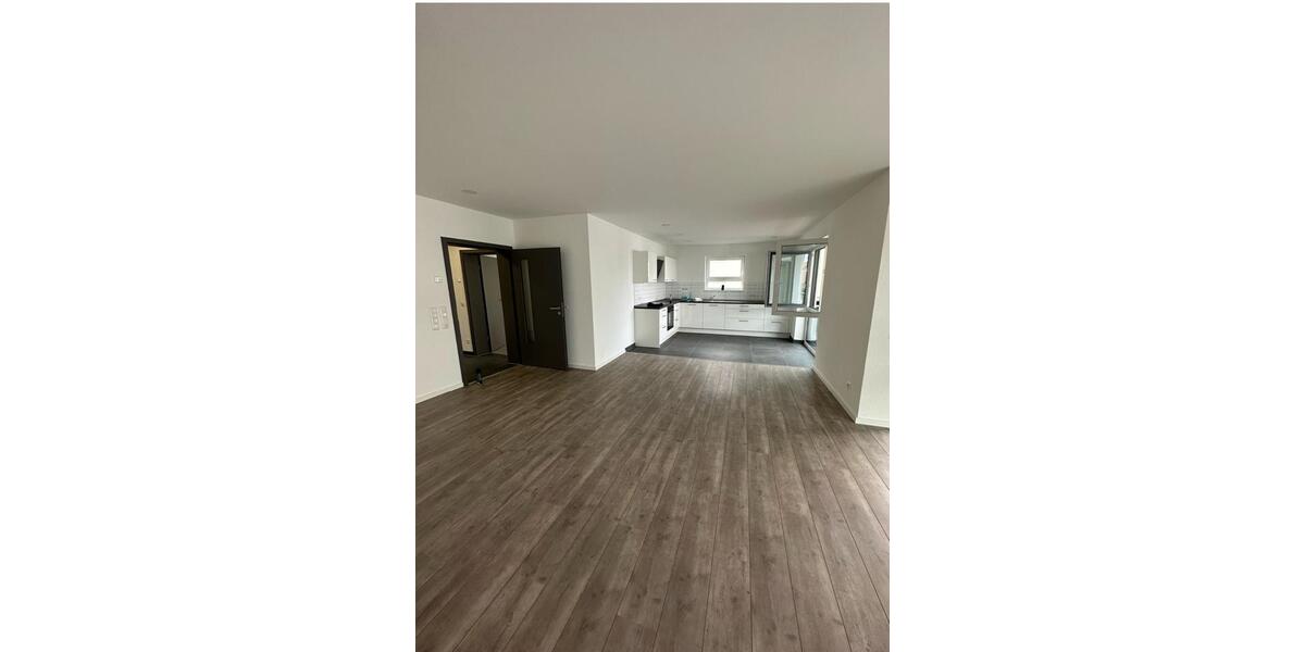 Etagenwohnung Eutingen im Gäu - 3 Zimmer, 93 m&sup2;, 1.000&euro; | Angebot:25046481