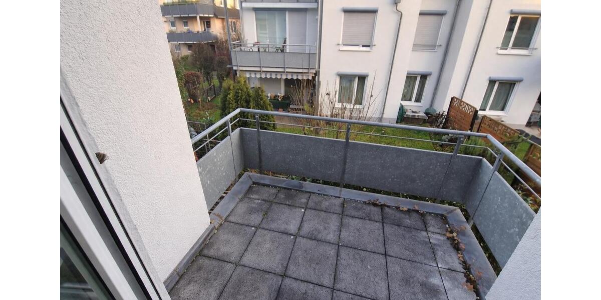 Etagenwohnung Wendlingen am Neckar - 3 Zimmer, 70 m&sup2;, 1.350&euro; | Angebot:25794104