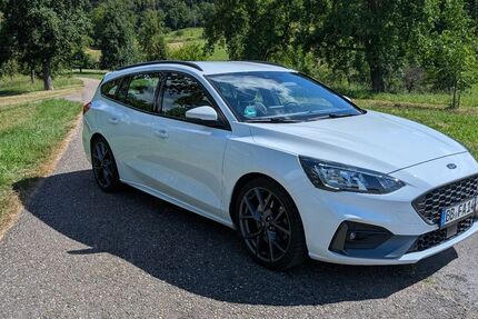 Ford Focus 45.700 km 19.750 &euro; Herrenberg 71083
