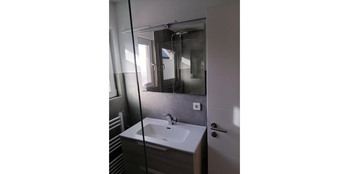 Etagenwohnung Reutlingen Reutlingen-Betzingen - 2 Zimmer, 80 m&sup2;, 1.150&euro; | Angebot:25634543