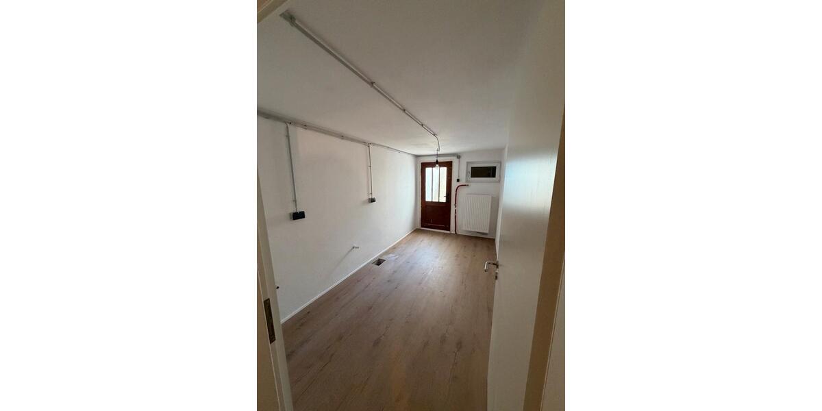 Reihenhaus Stuttgart Stuttgart-West - 6 Zimmer, 158 m&sup2;, 2.600&euro; | Angebot:26074634