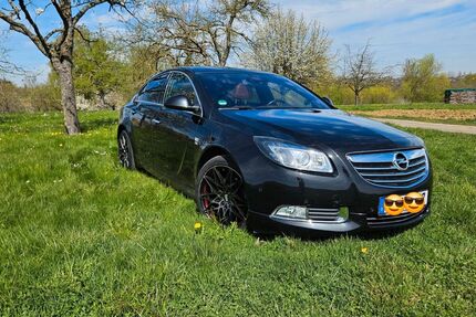 Opel Insignia 82.000 km 6.499 &euro; Reutlingen 72768