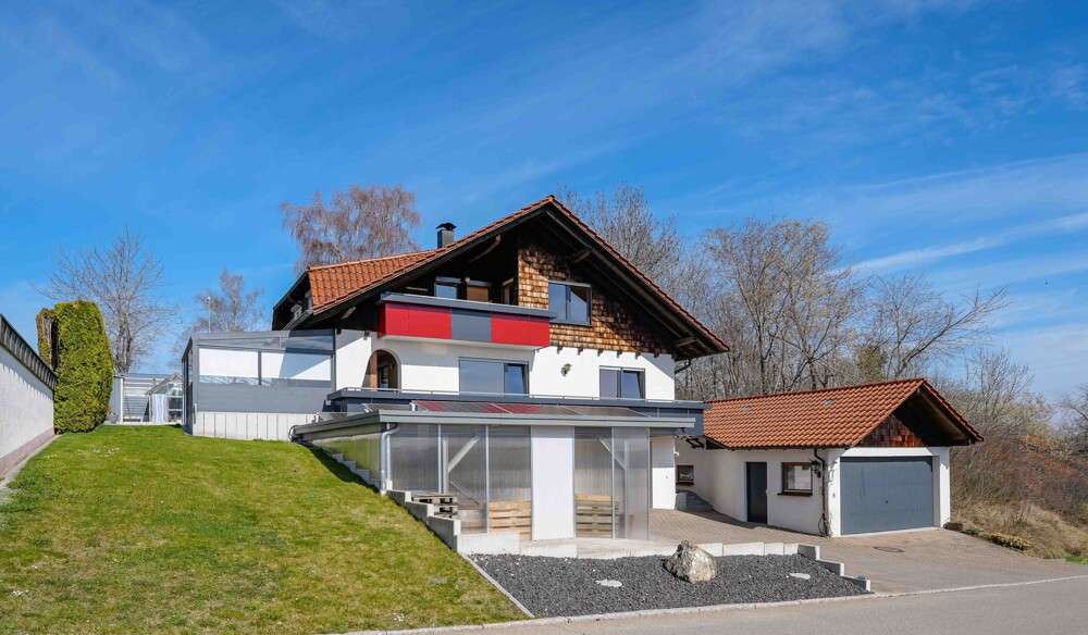 Einfamilienhaus Sonnenbühl / Genkingen Genkingen - 10 Zimmer, 197 m&sup2;, 679.000&euro; | Angebot:27355359