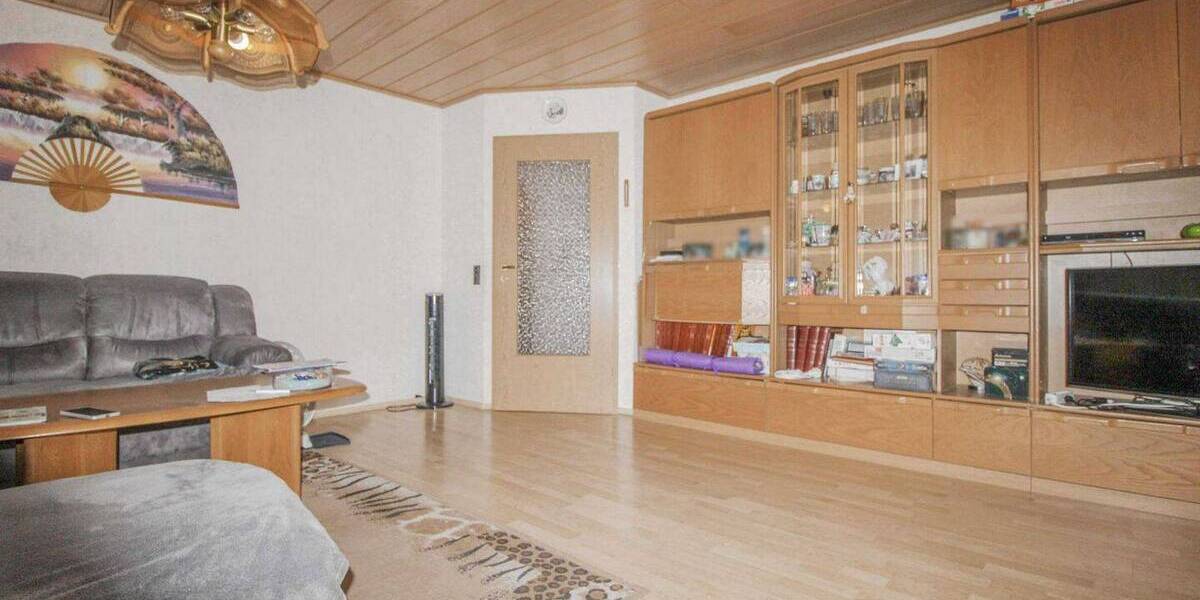 Mehrfamilienhaus, Wohnhaus Bisingen Wessingen - 8 Zimmer, 213 m&sup2;, 399.000&euro; | Angebot:26043656