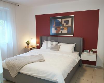 DESIGN TRIFFT AUF WOHNKOMFORT - Terrassenwohnung Sindelfingen Sindelfingen (Stadt) | Angebot:27159470