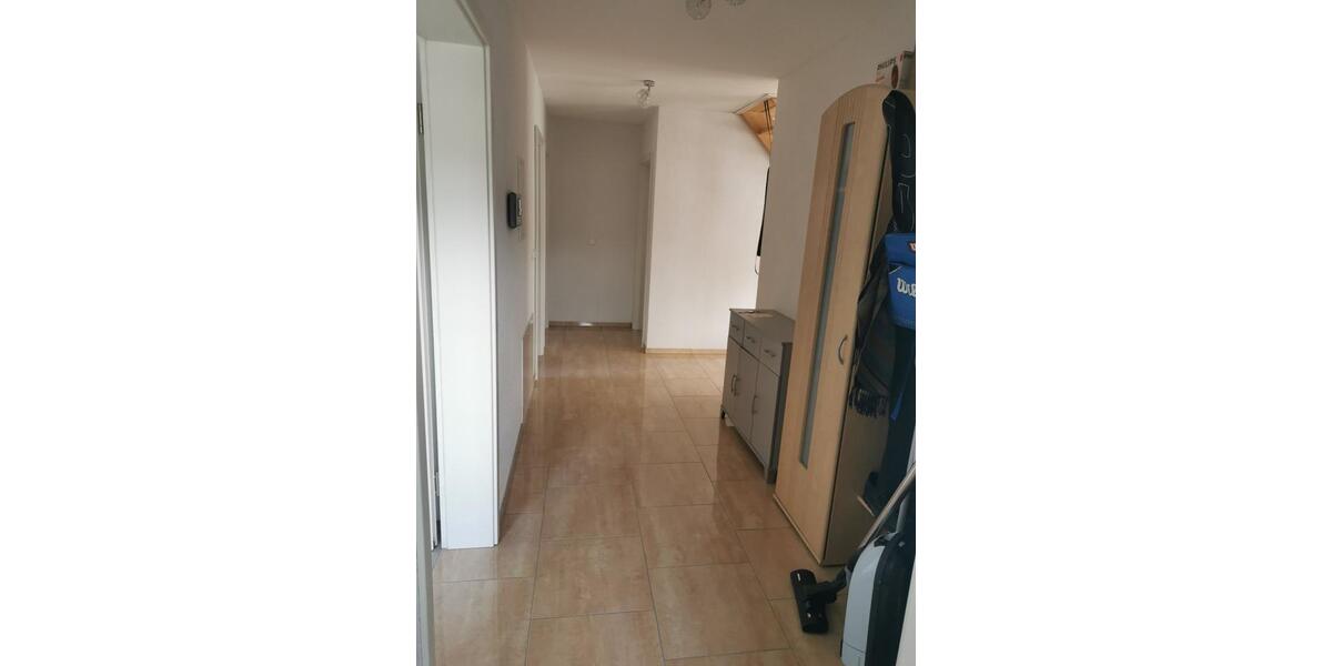 Dachgeschoßwohnung Nagold - 4 Zimmer, 100 m&sup2;, 400&euro; | Angebot:25791249