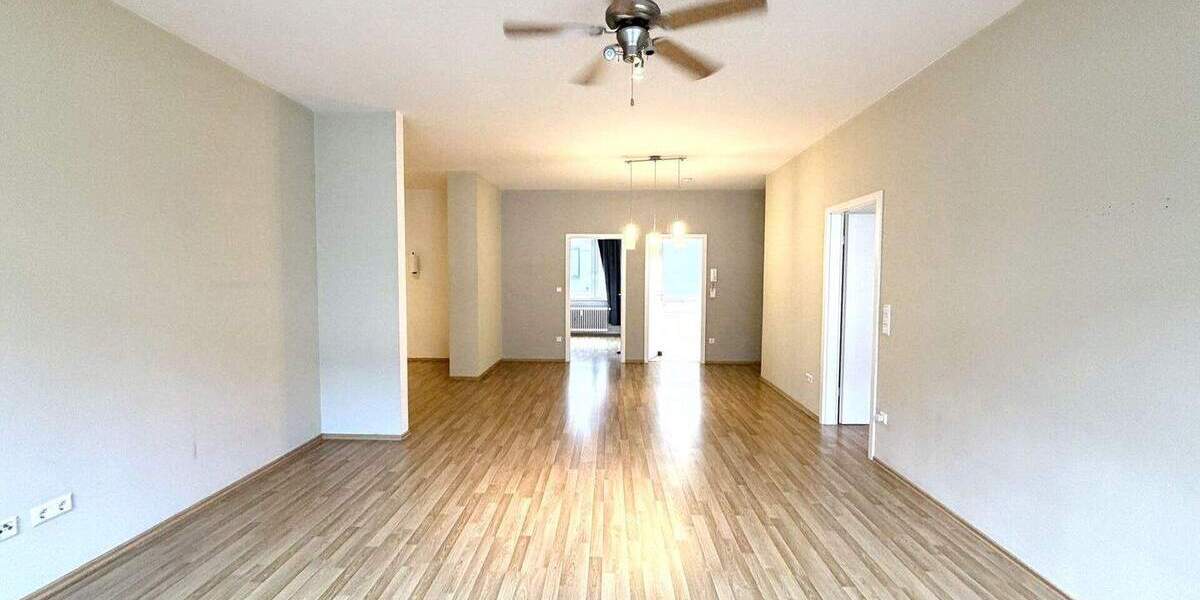 Etagenwohnung Stuttgart / Stuttgart-West West - 3 Zimmer, 105 m&sup2;, 1.745&euro; | Angebot:25746195