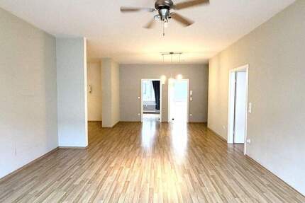 Wohnung Stuttgart / Stuttgart-West West - 3 Zimmer, 105 m&sup2;, 1.745&euro; | Angebot:25746195