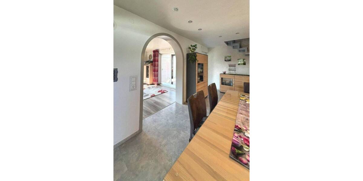 Einfamilienhaus Hechingen - 9 Zimmer, 220 m&sup2;, 650.000&euro; | Angebot:26029373