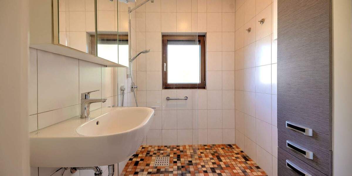 Reihenmittelhaus Sindelfingen Darmsheim - 5 Zimmer, 128 m&sup2;, 449.000&euro; | Angebot:25694971