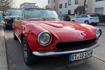 Fiat 124 Spider 151.000 km 12.000 &euro; Reutlingen 72764