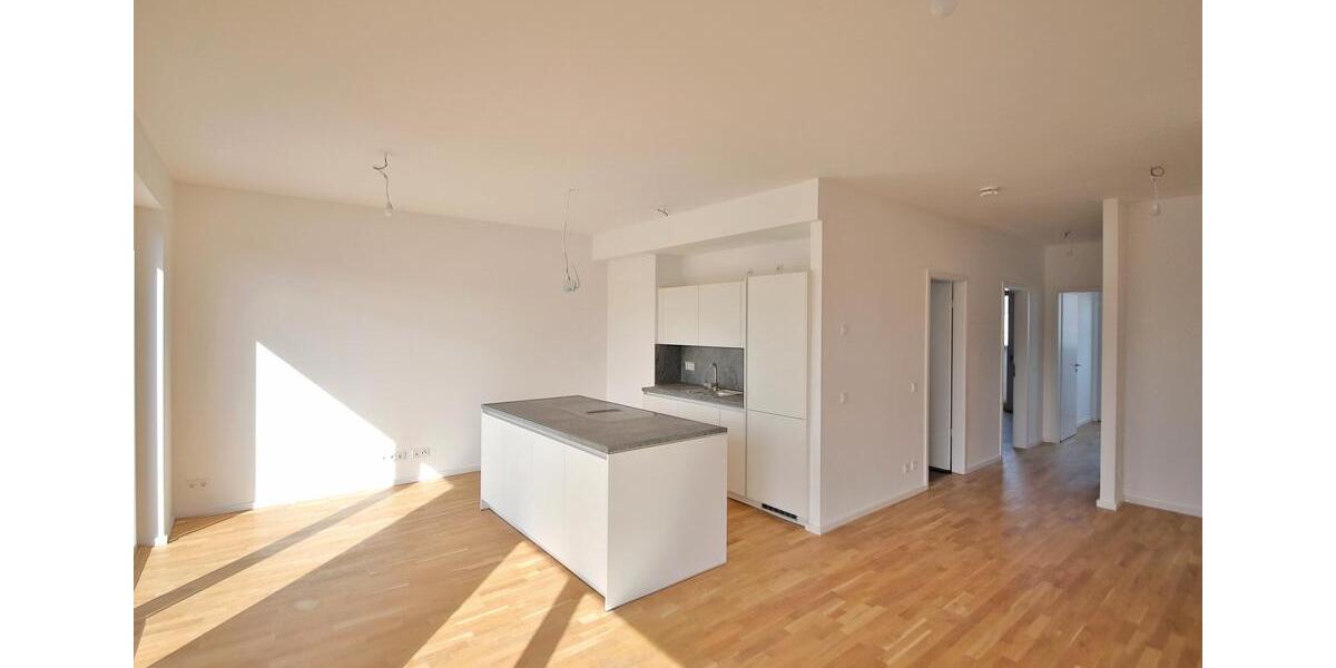 Etagenwohnung Böblingen - 3 Zimmer, 85 m&sup2;, 1.761&euro; | Angebot:25783083