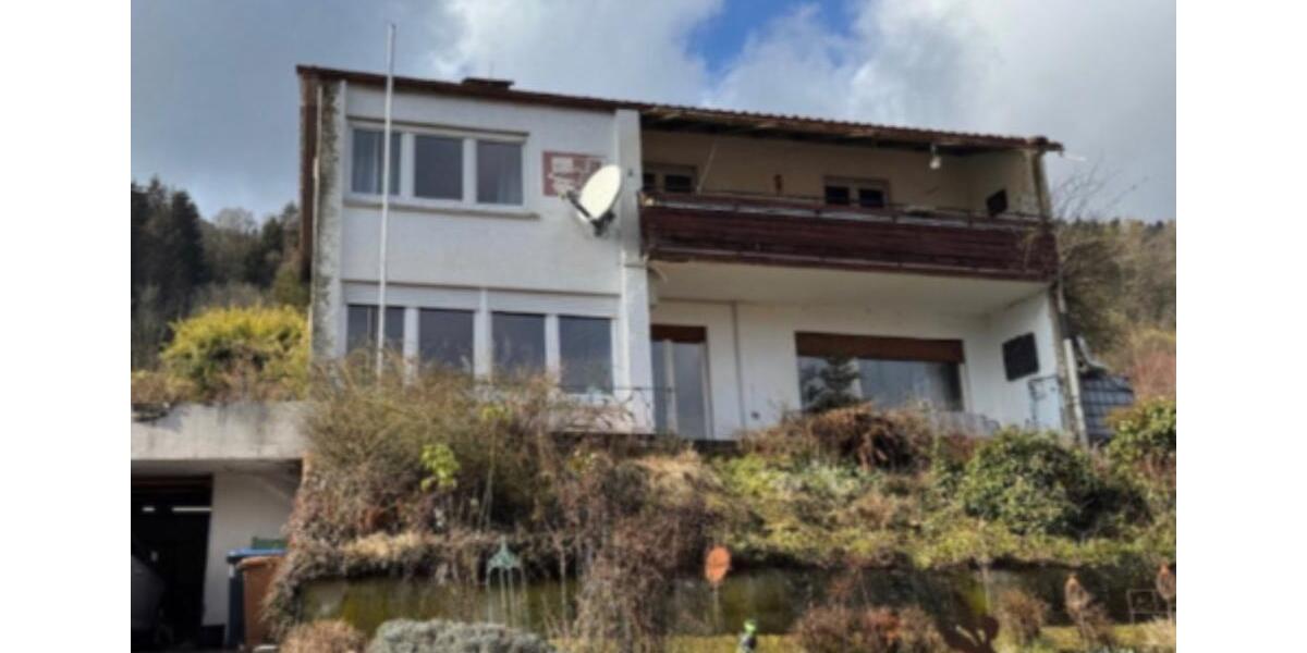 Einfamilienhaus Horb am Neckar - 8 Zimmer, 132 m&sup2;, 390.000&euro; | Angebot:25182986