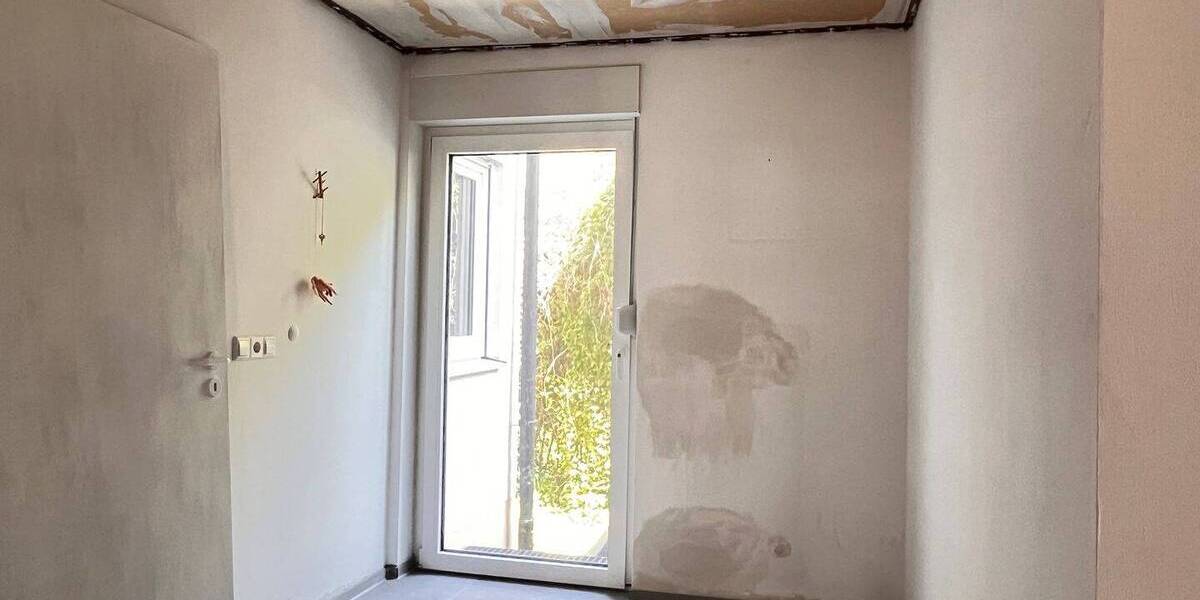 Mehrfamilienhaus, Wohnhaus Herrenberg - 7 Zimmer, 220 m&sup2;, 695.000&euro; | Angebot:25780767