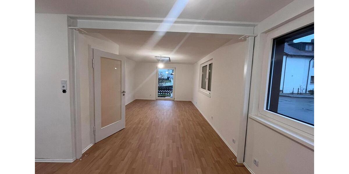 Erdgeschoßwohnung Sindelfingen Darmsheim - 3 Zimmer, 70 m&sup2;, 1.250&euro; | Angebot:25935934