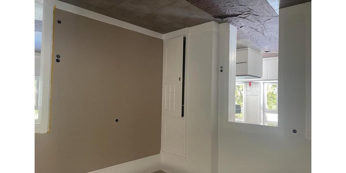 Etagenwohnung Reutlingen - 3 Zimmer, 158 m&sup2;, 1.900&euro; | Angebot:26423393