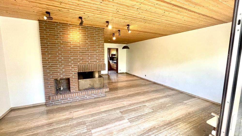 Mehrfamilienhaus, Wohnhaus Böblingen - 4 Zimmer, 143 m&sup2;, 2.750&euro; | Angebot:26378141