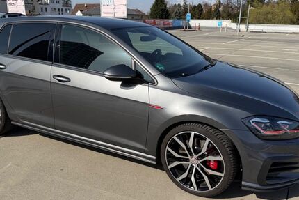 VW Golf 50.650 km 24.499 &euro; Kirchentellinsfurt 72138