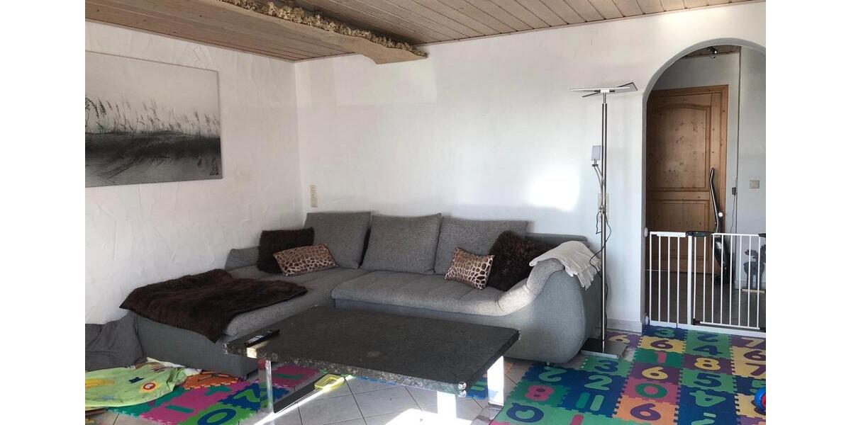 Erdgeschoßwohnung Nagold - 3 Zimmer, 80 m&sup2;, 900&euro; | Angebot:25713658