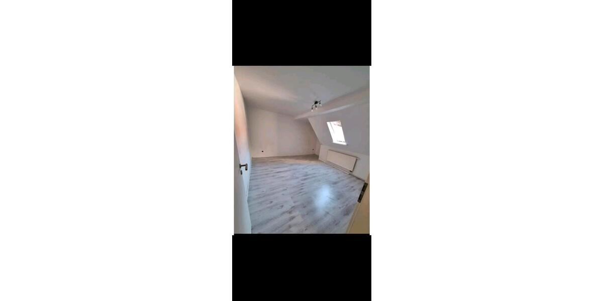 Einfamilienhaus Burladingen - 8 Zimmer, 235 m&sup2;, 305.000&euro; | Angebot:26870748