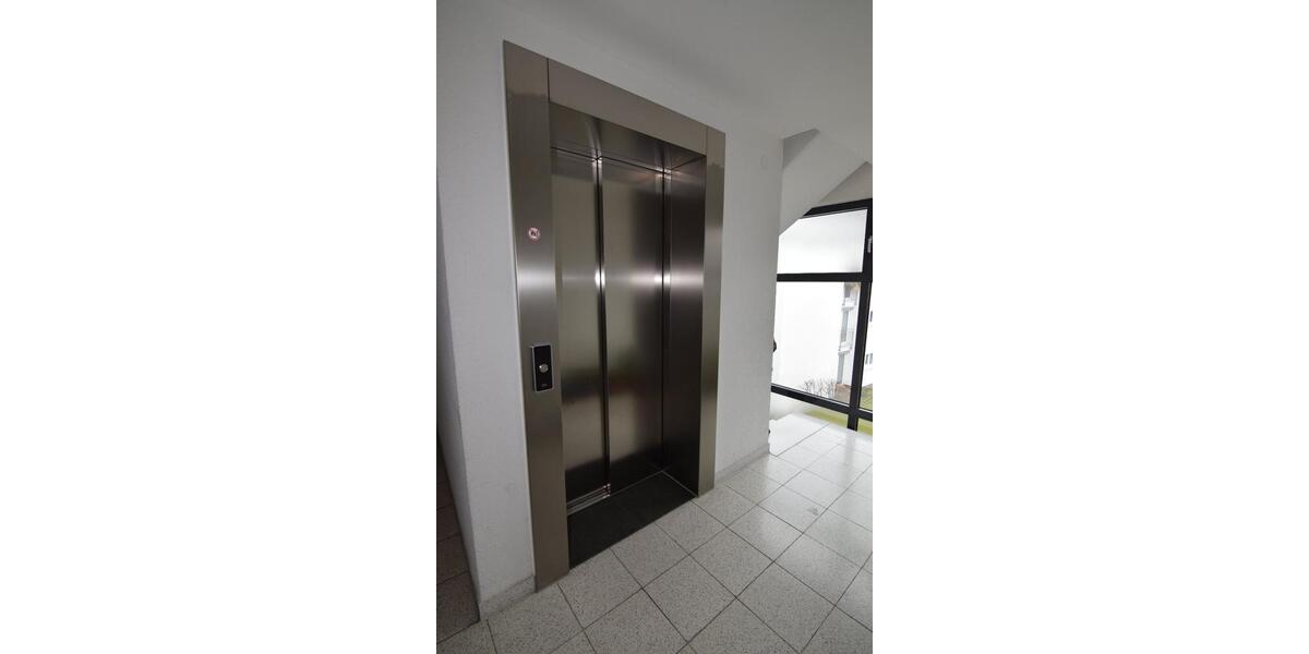 Etagenwohnung Stuttgart Vaihingen - 4.5 Zimmer, 100 m&sup2;, 649.000&euro; | Angebot:23616572