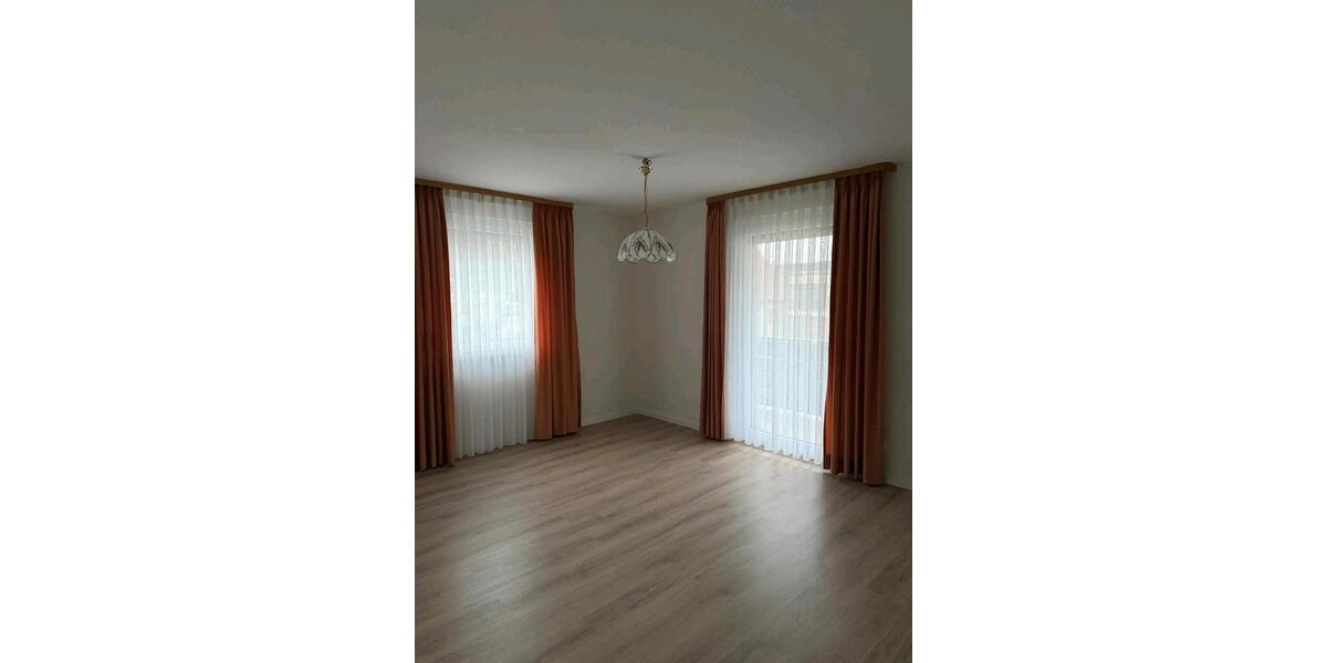 Etagenwohnung Nagold - 3 Zimmer, 72 m&sup2;, 265.000&euro; | Angebot:24898615