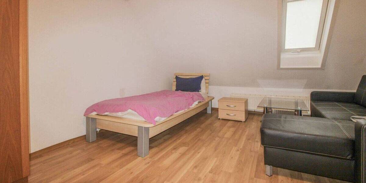 Mehrfamilienhaus, Wohnhaus Bisingen Wessingen - 8 Zimmer, 213 m&sup2;, 399.000&euro; | Angebot:26043656