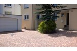 Aussicht, Sonne & Komfort: 2½‑Zi. DG‑Wohnung in gehobener Ausstattung - Wallbox‑Vorbereitung - Dachgeschoßwohnung Schönaich | Angebot:26945980