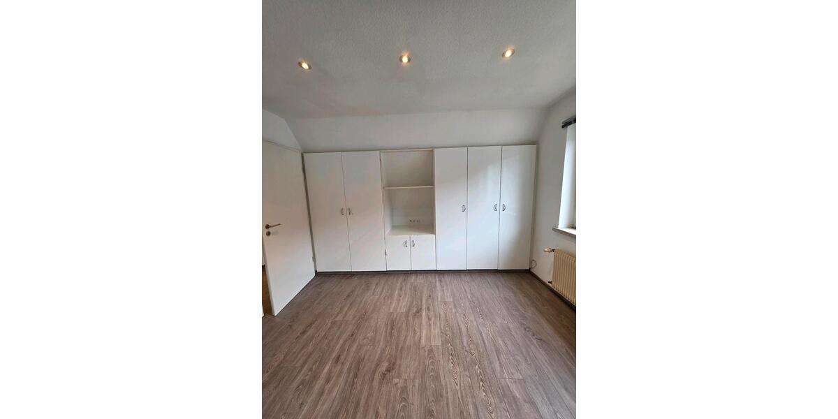 Etagenwohnung Rottenburg am Neckar - 2 Zimmer, 45 m&sup2;, 625&euro; | Angebot:25612136