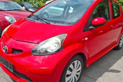 Toyota Aygo (X) 136.000 km 2.200 &euro; Stuttgart 70195