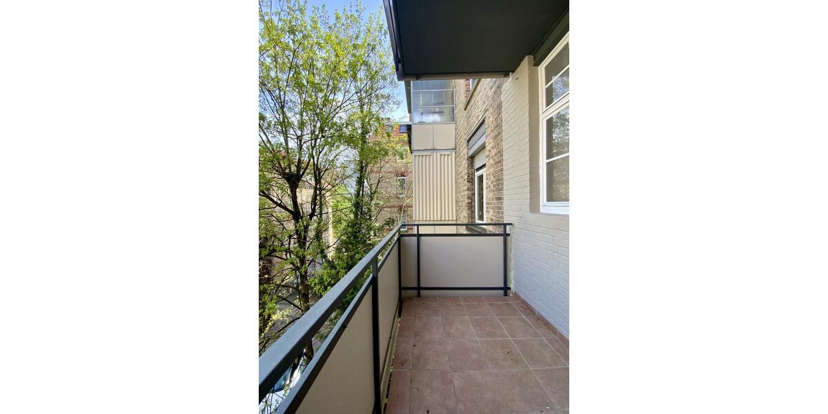Etagenwohnung Stuttgart Lehen - 3 Zimmer, 88 m&sup2;, 2.100&euro; | Angebot:26196239