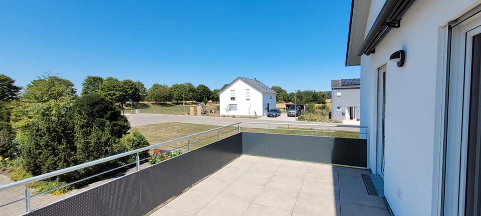 Etagenwohnung Gärtringen - 5 Zimmer, 100 m&sup2;, 1.800&euro; | Angebot:27547188
