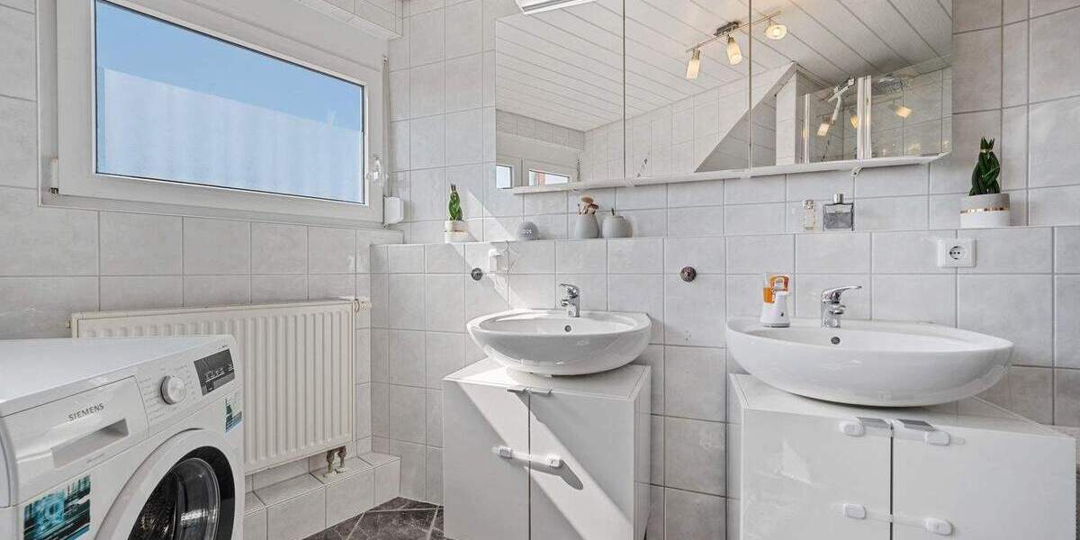 Etagenwohnung Altdorf - 4 Zimmer, 97 m&sup2;, 374.000&euro; | Angebot:25748811